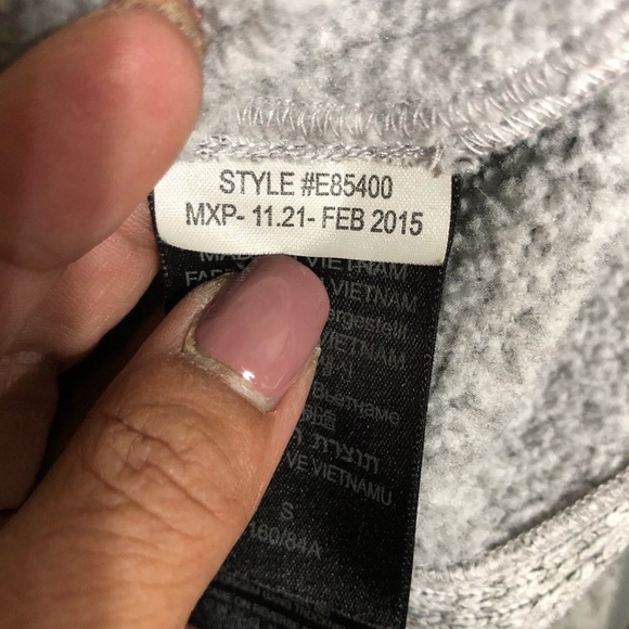 Marmot heathered grey zip hoodie. A50 - Picture 7 of 8